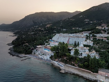 Sunshine Hotel And Spa