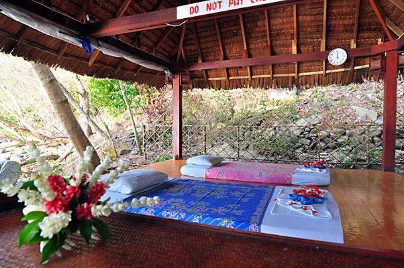 Coral Island Resort