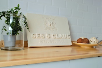 Ses 5 Claus