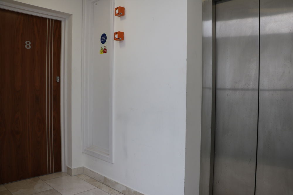 City Courtyard Apartments & Penthouse