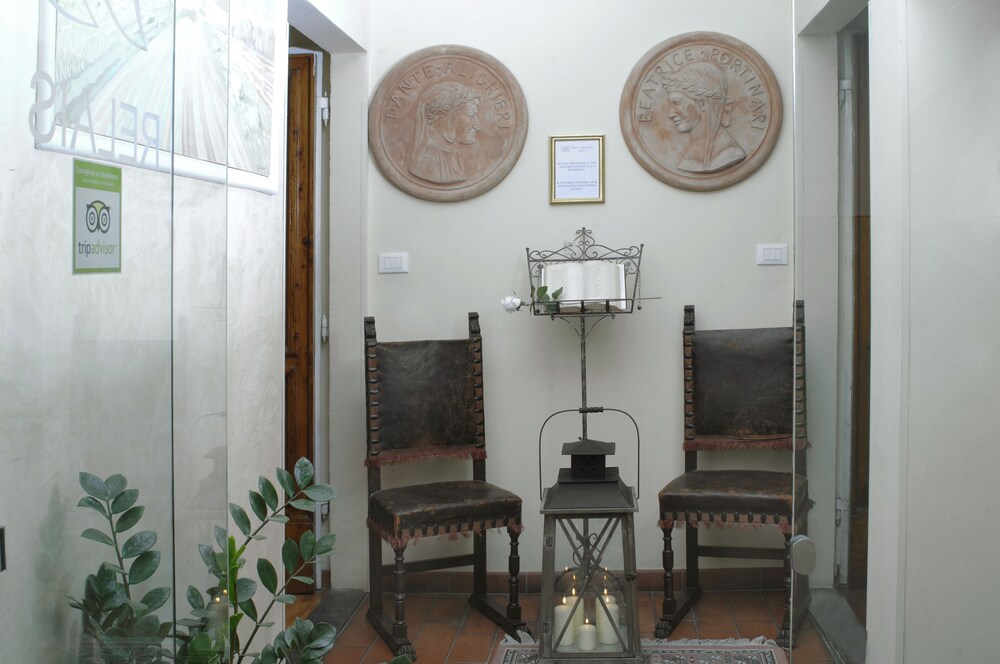 Dante & Beatrice Relais