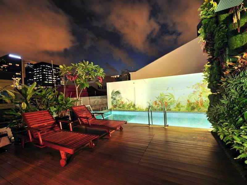 Clover 5 Hongkong Street
