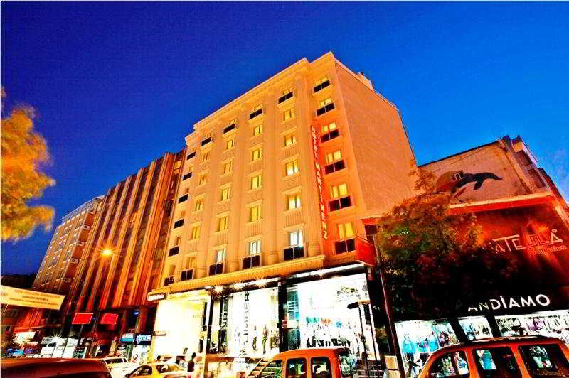 Martinenz Hotel