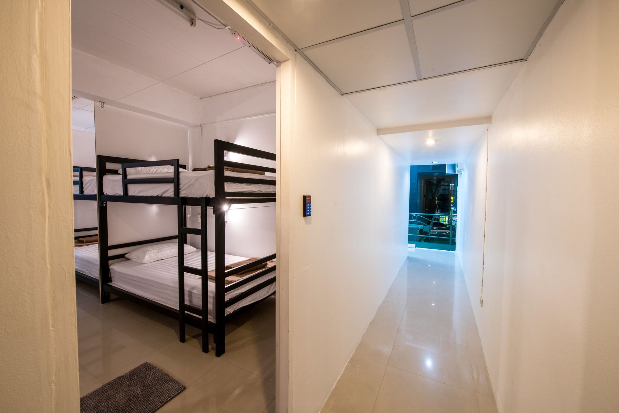 Sindy Rooms & Hostel