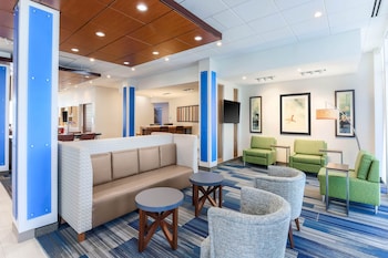 Holiday Inn Express & Suites Chicago O'Hare Airport