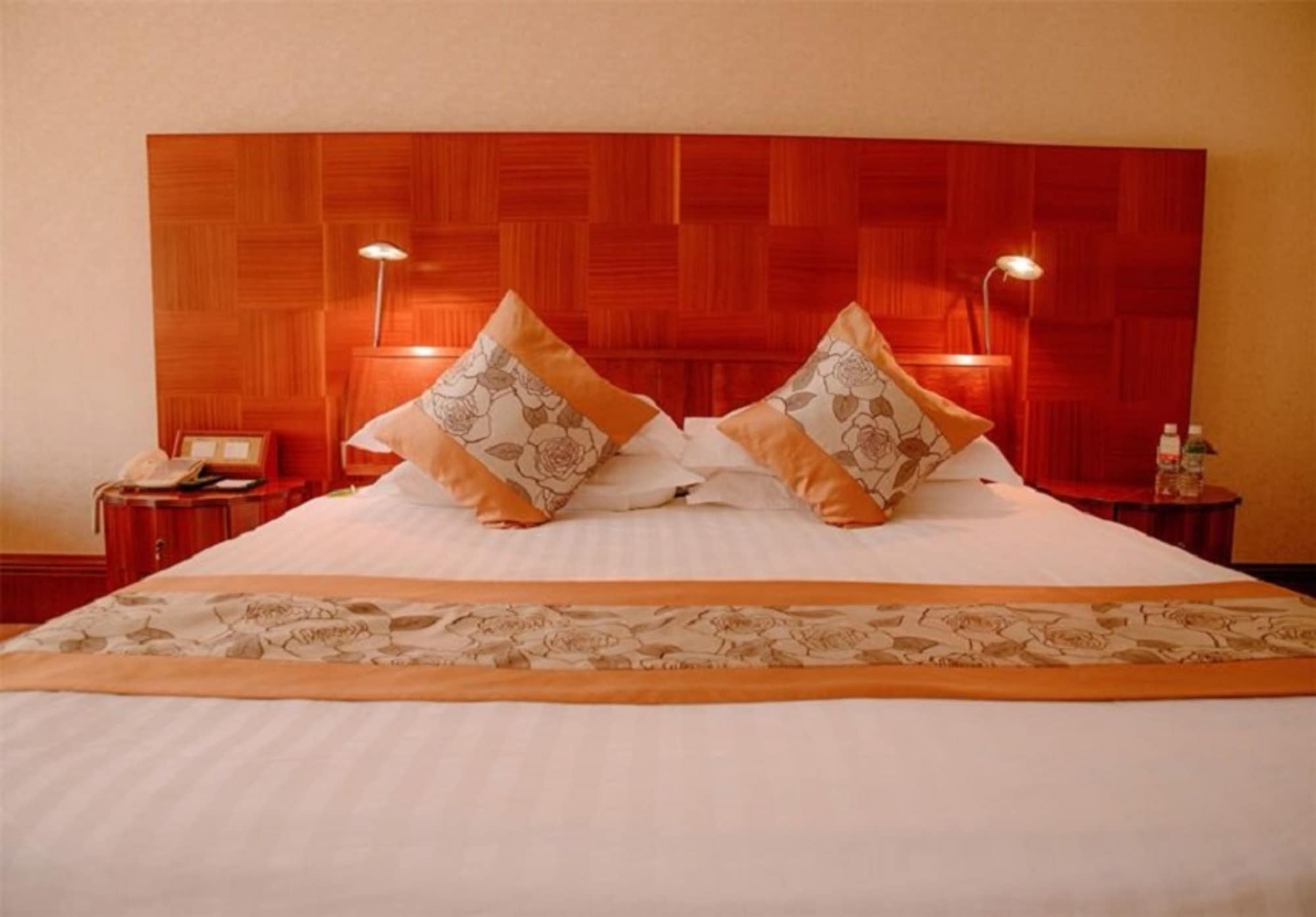 Furama Nanshan Garden Hotel