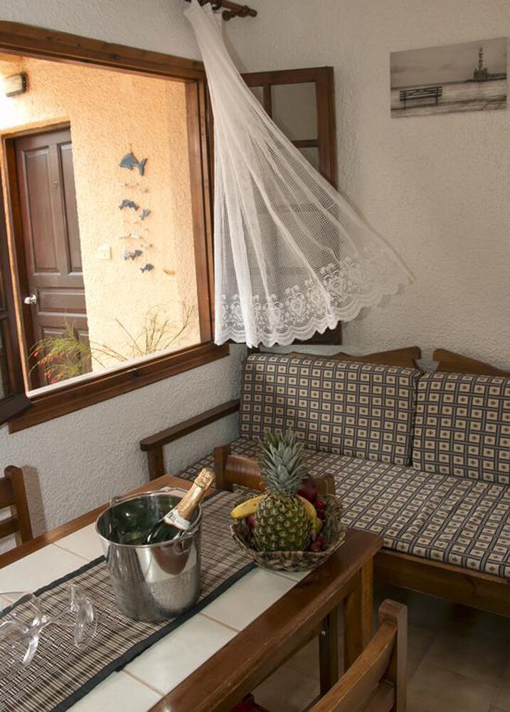 Ilias Apartments