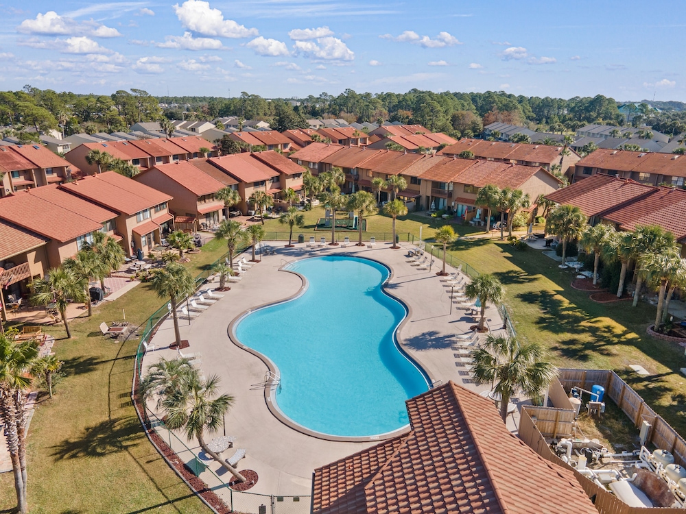 Gulf Highlands Beach Resort By Book That Condo