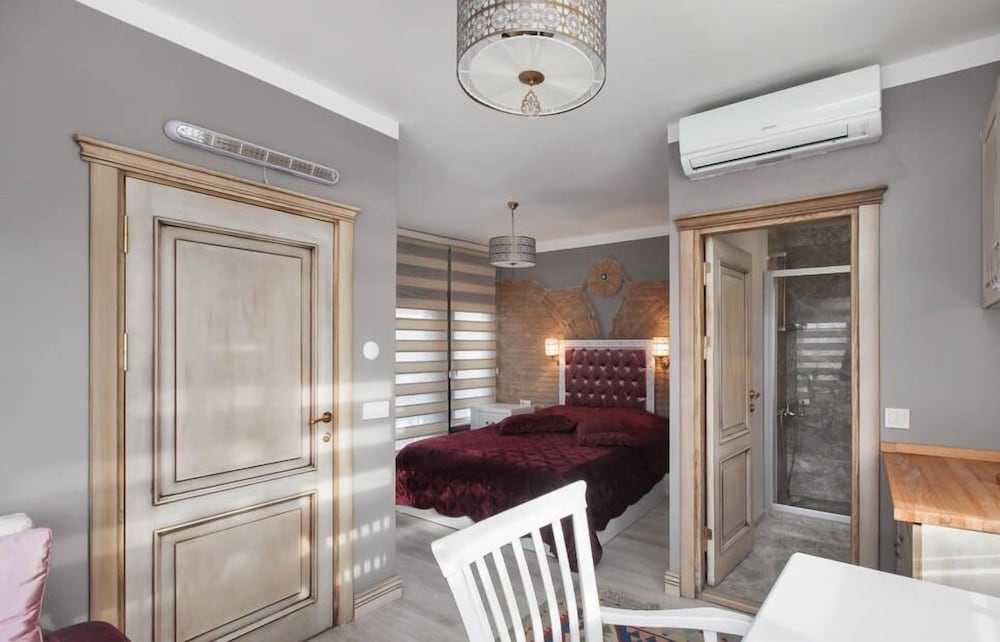Aparthotel Galatolia Suites