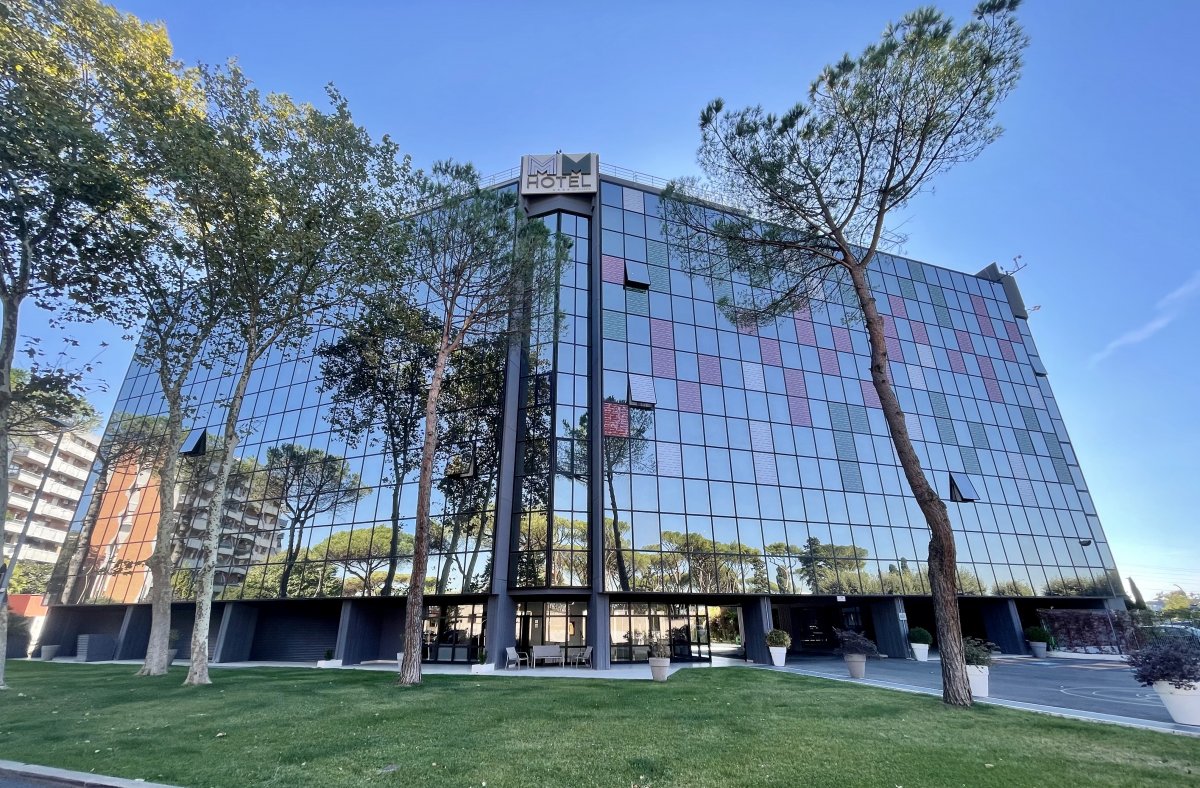 M M Hotel