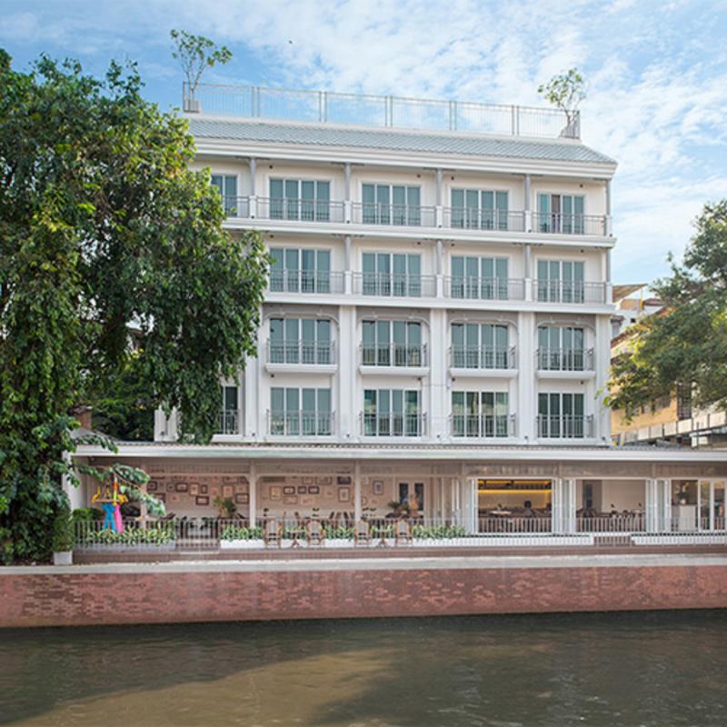 Casa Vimaya Riverside Hotel
