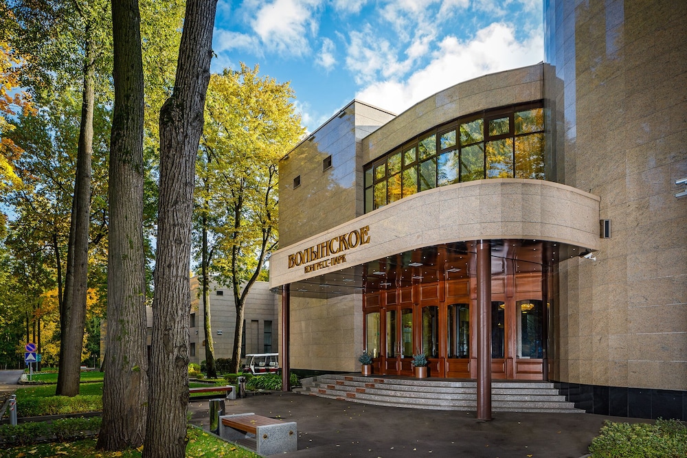 Congress Park Volynskoe