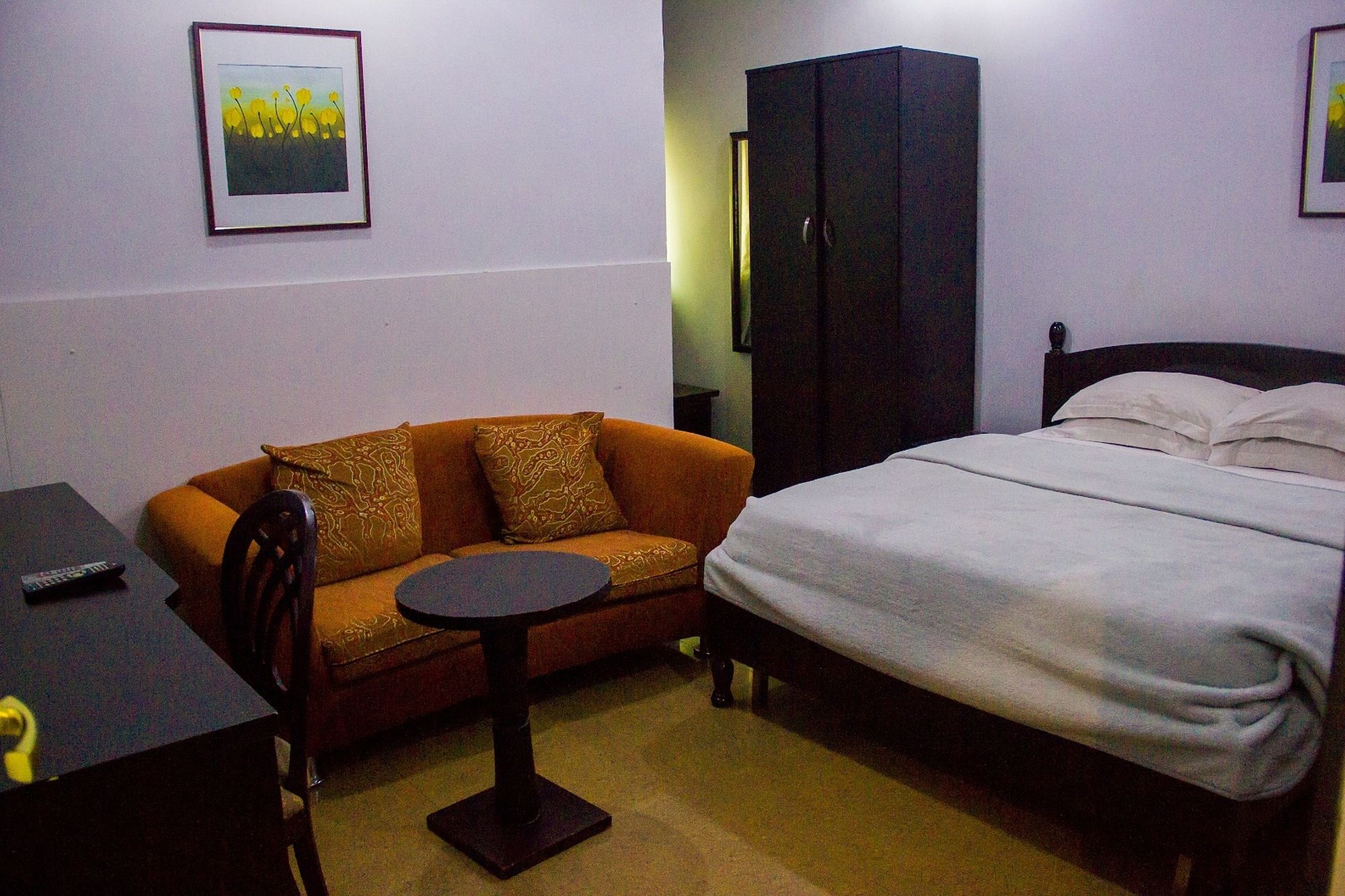 Hotel 61