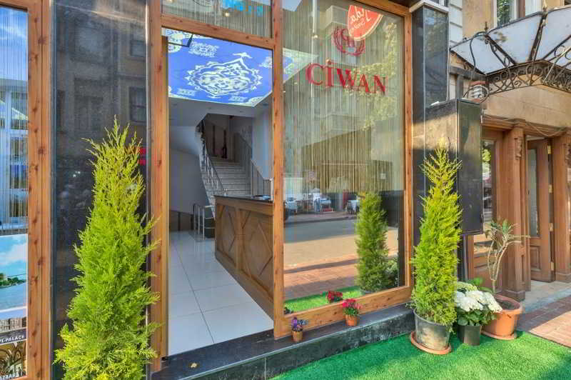 Raimond Hotel