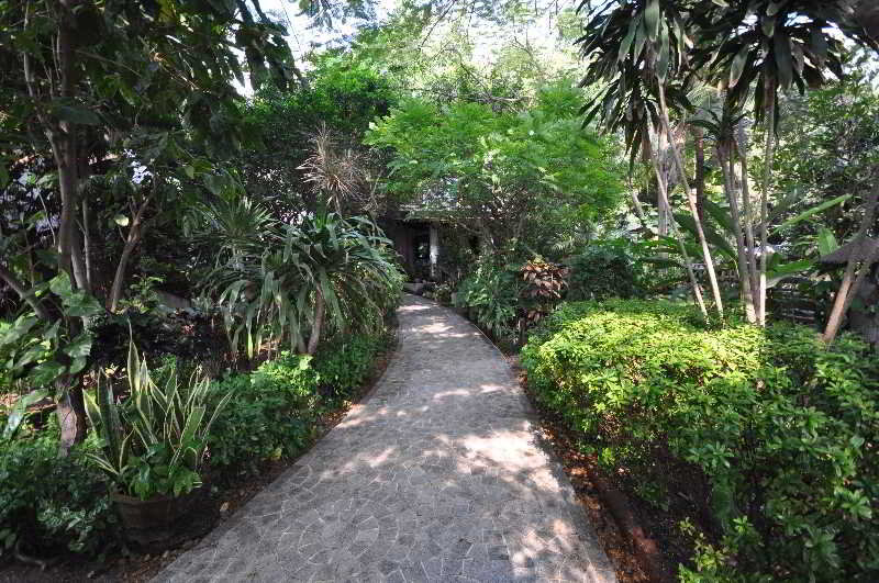 Momchailai Pattaya Retreat