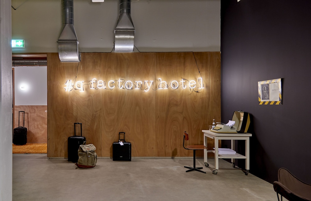 Q-Factory Hotel