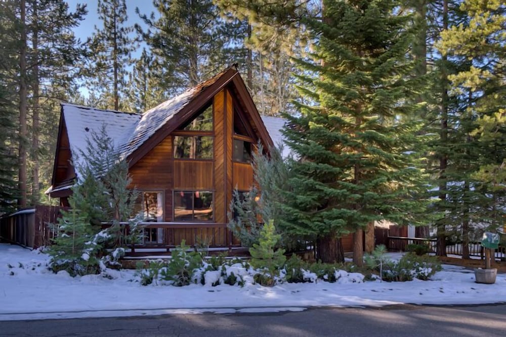 1113 Aravaipa Street