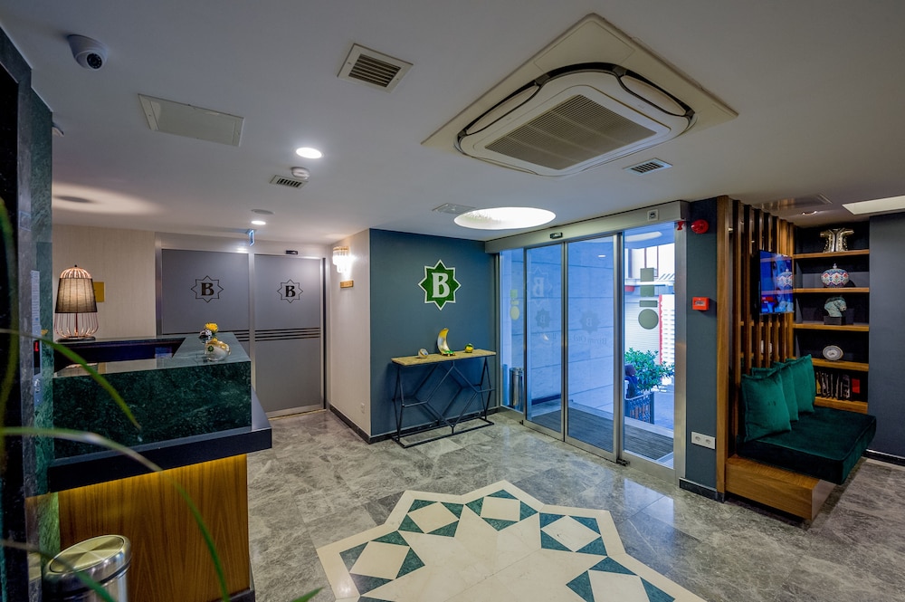 Bizim Hotel