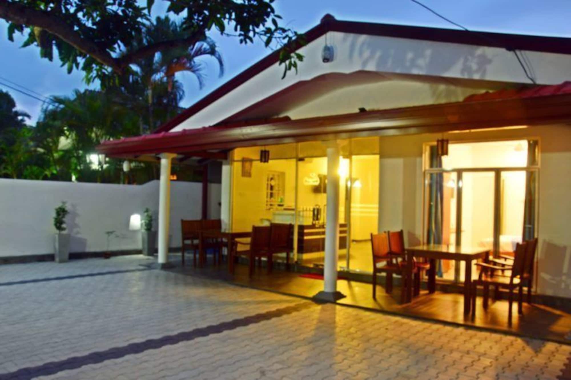 Swan White Villa