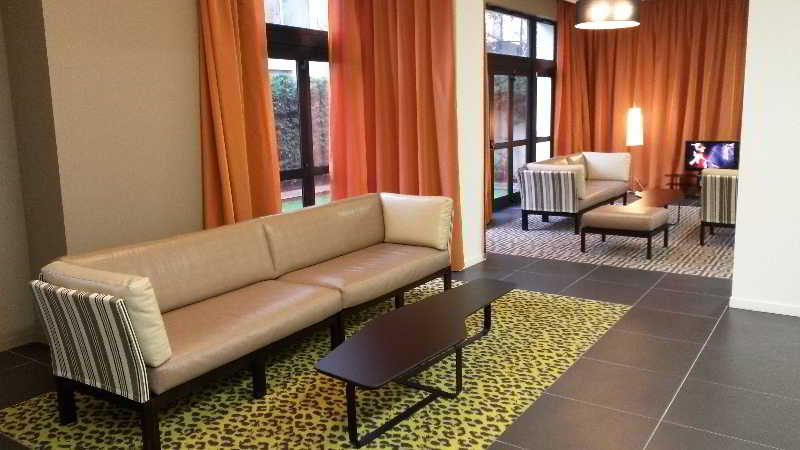 Privilege Appart-Hotel Saint-Exupery