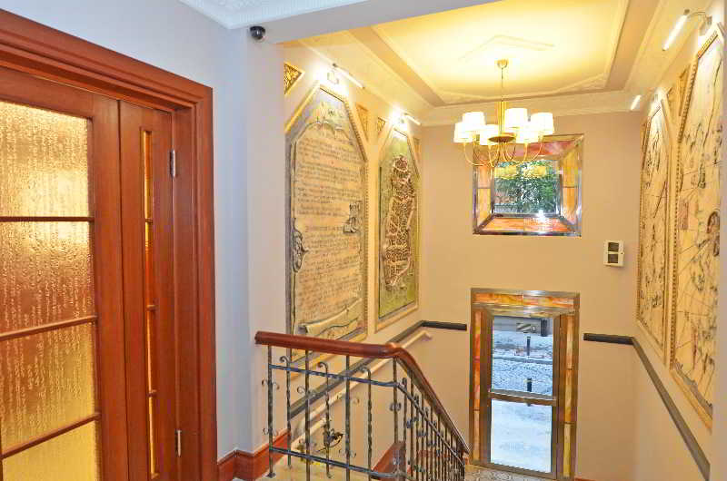 Ataker Hotel
