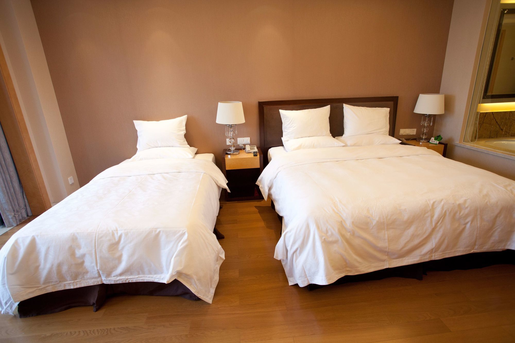 Qiandao Lake Greentown Ling Yun Apartment