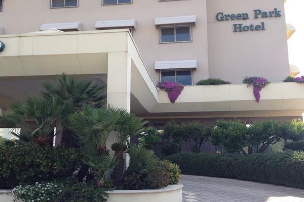 Green Park Hotel
