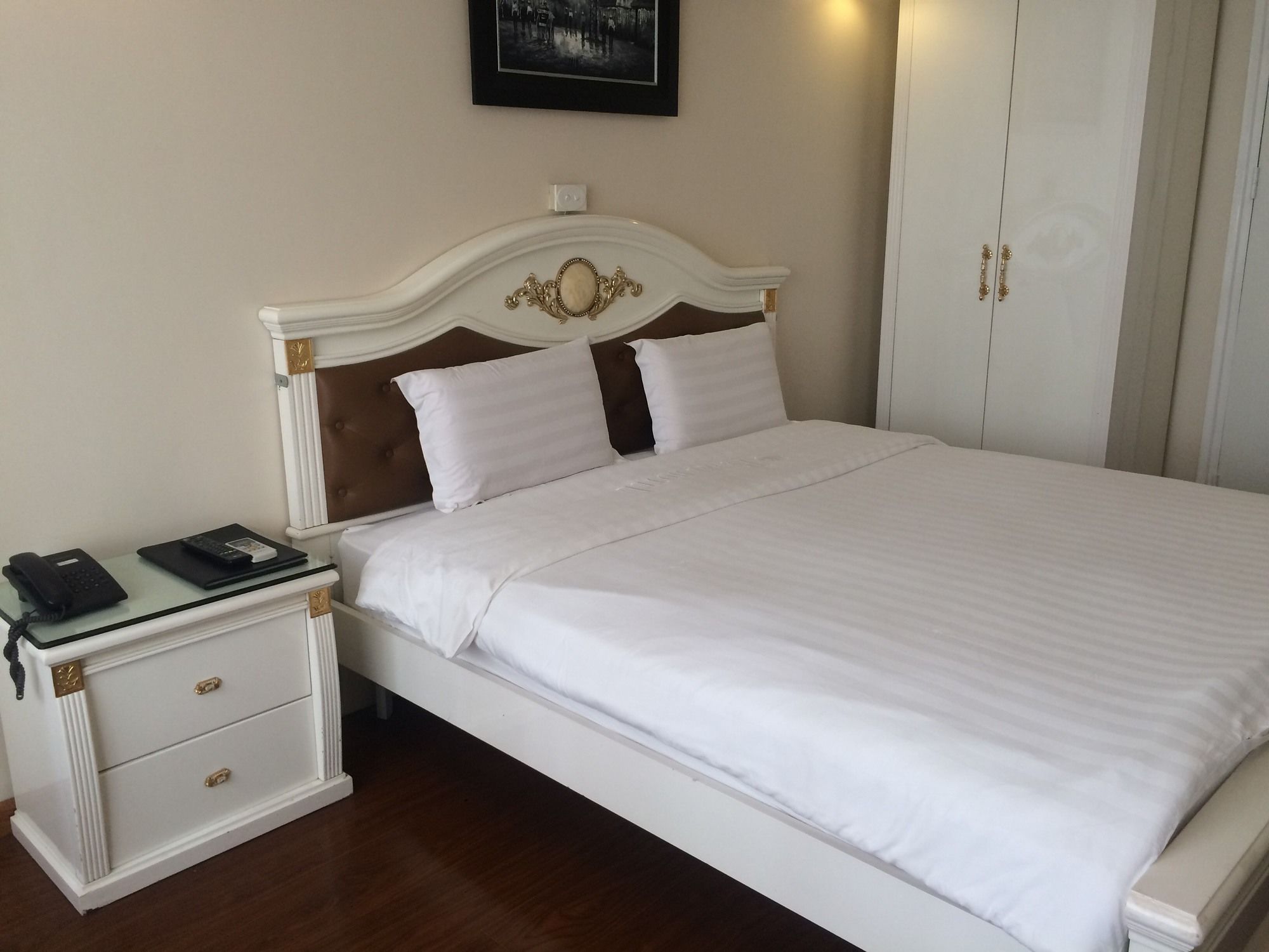 Pearl Hotel