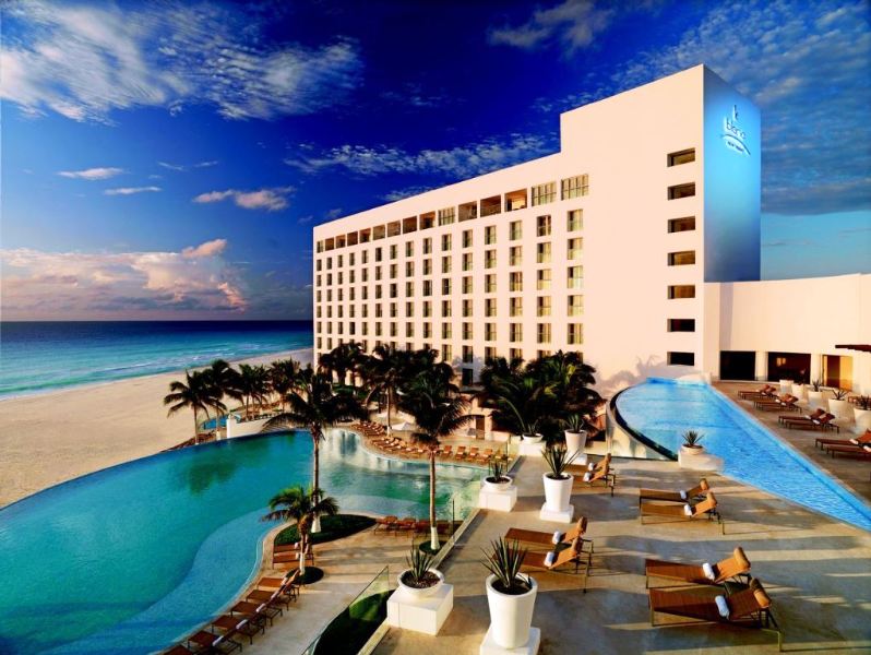 Le Blanc Spa Resort