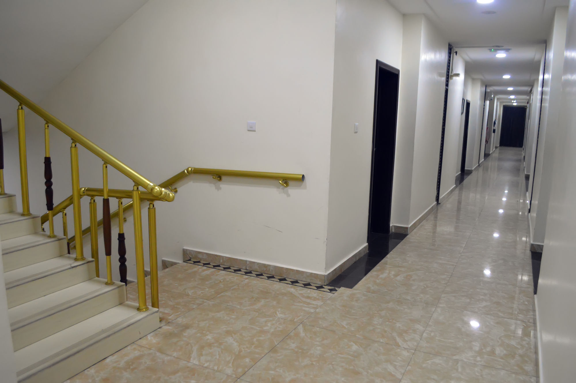 De Santos Hotel