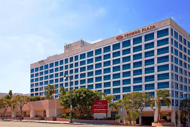 Crowne Plaza Los Angeles Harbor Hotel