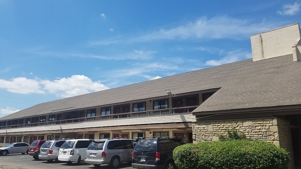 Americas Best Value Inn-Columbus/North