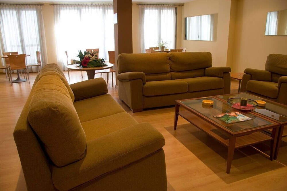 Hostel Torre Monreal