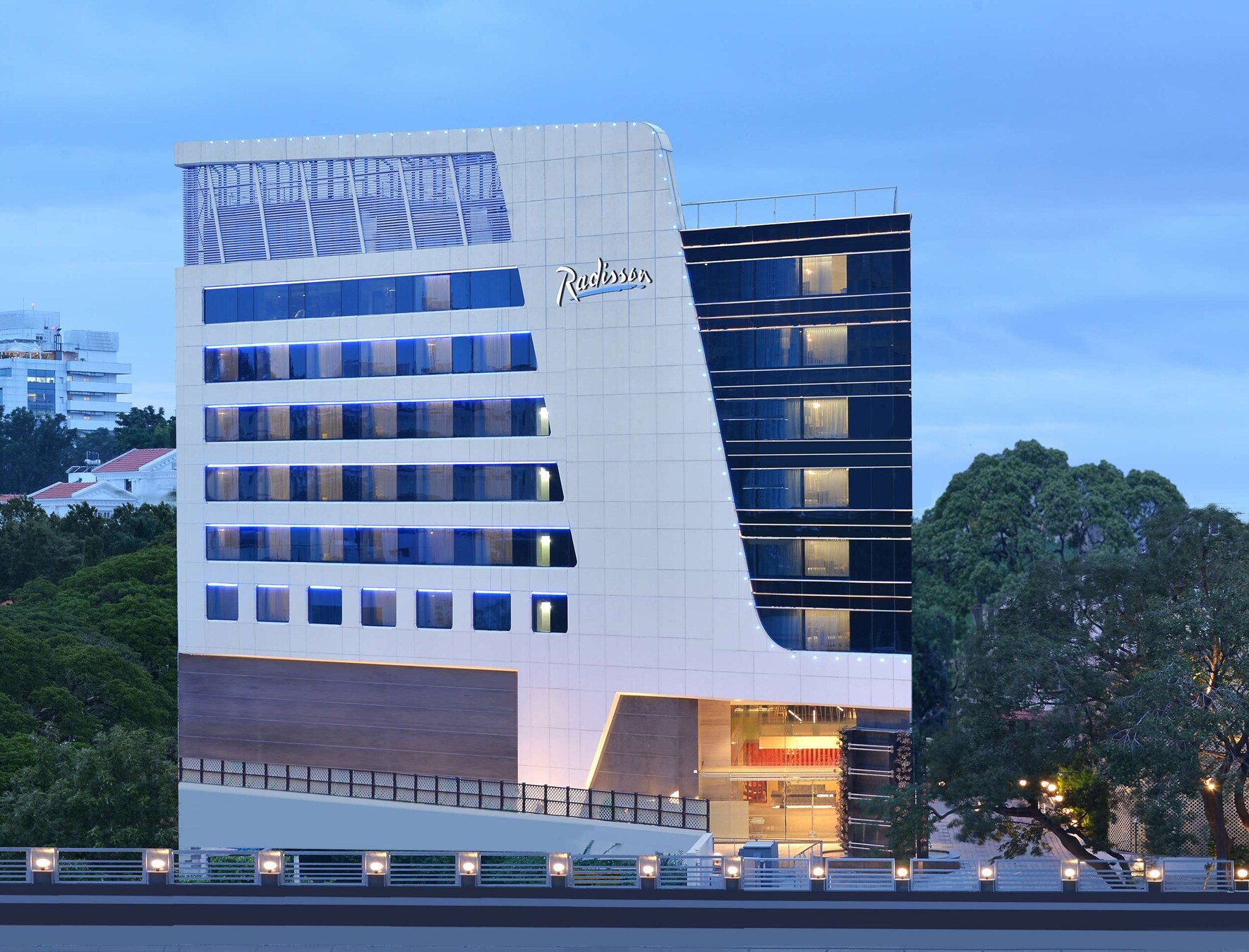Radisson Bengaluru City Center