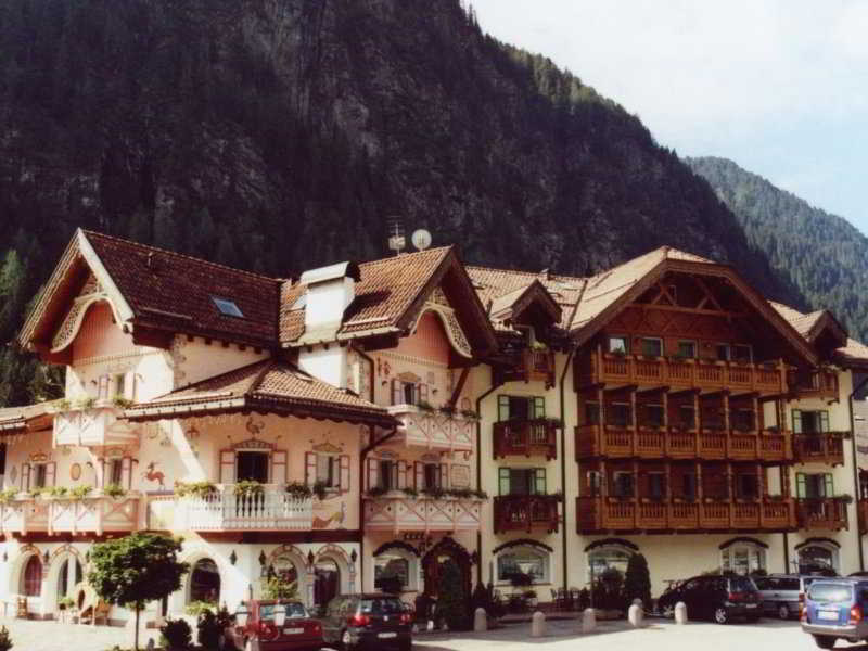 Hotel & Club Gran Chalet Soreghes Vital