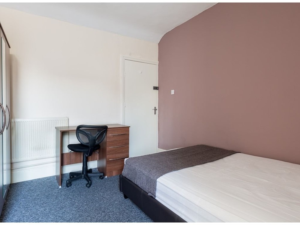 Birmingham Guest House 2