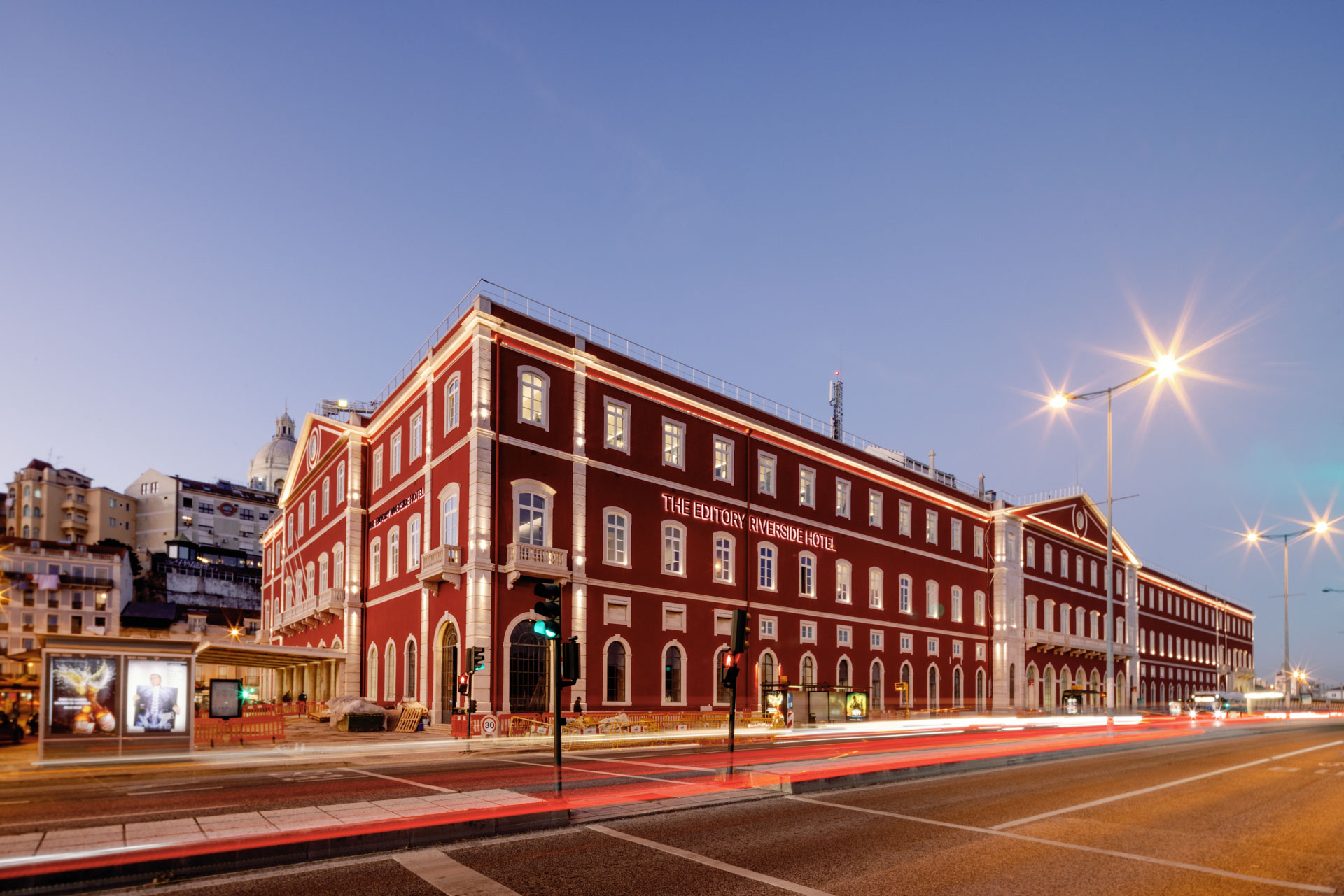 The Editory Riverside Santa Apol�nia Hotel