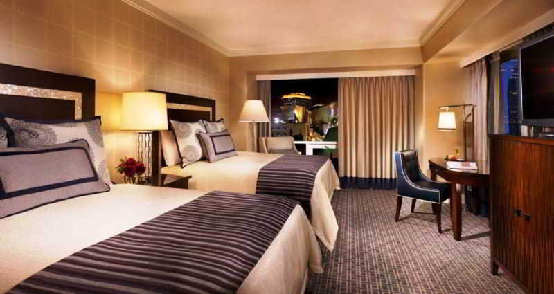Omni Los Angeles Hotel at California Plaza