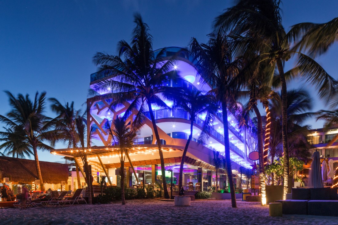 We Uniq Hotel El Carmen Adults Only