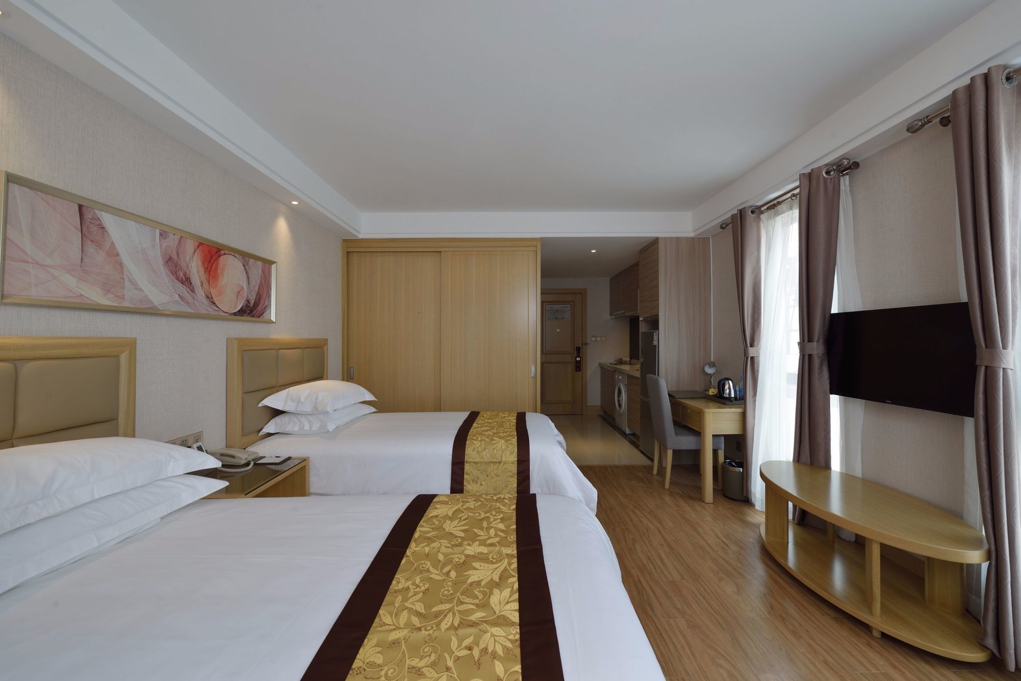 Meiqianju Garden Hotel