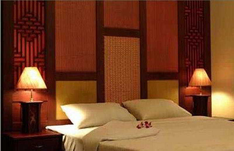 Amanjaya Pancam Suites Hotel
