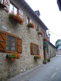 Hostal Escuils