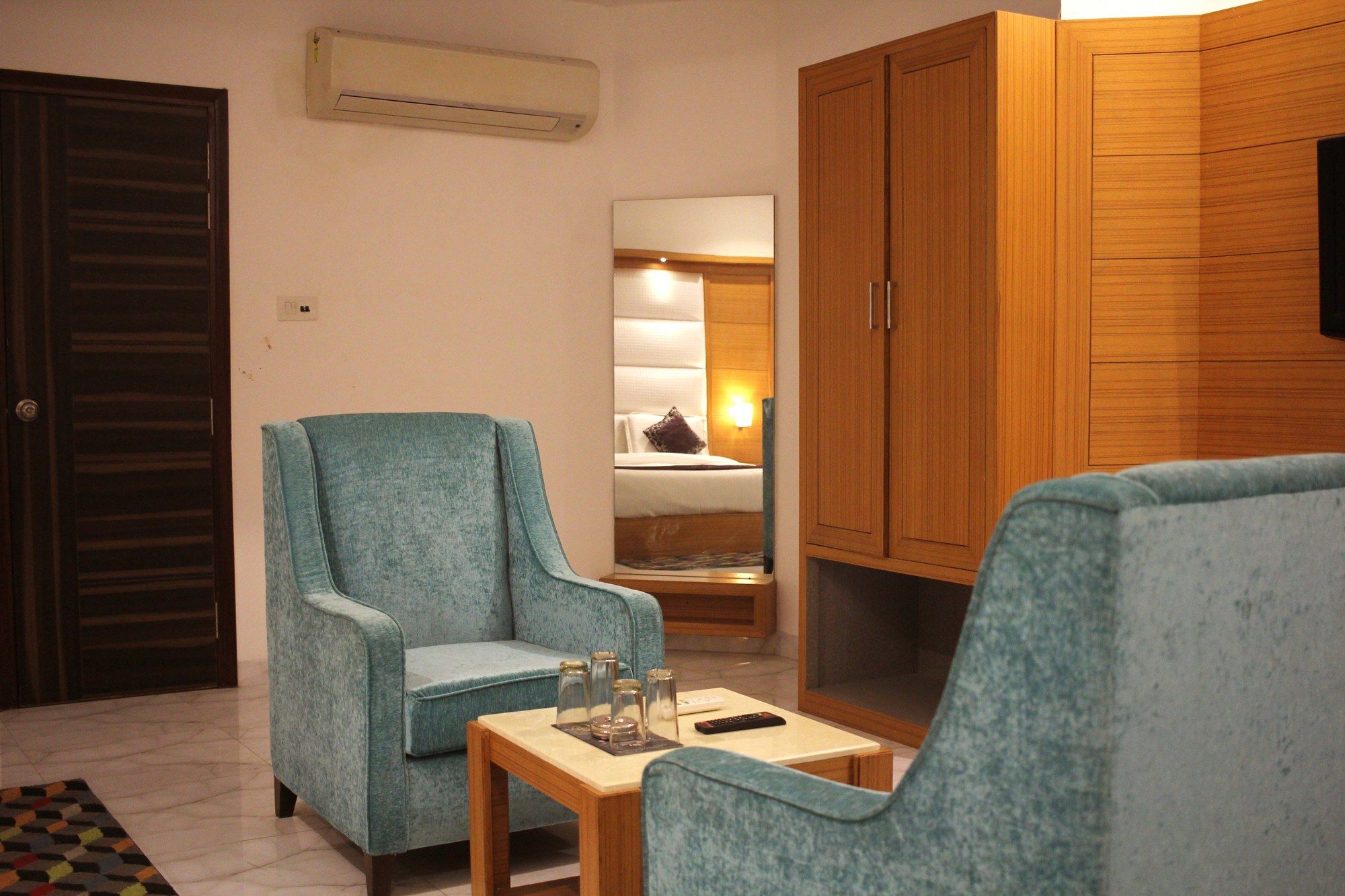 Hotel Star by FabHotels