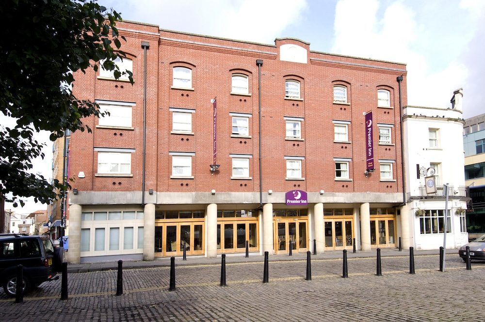 Premier Inn Bristol City Centre King St