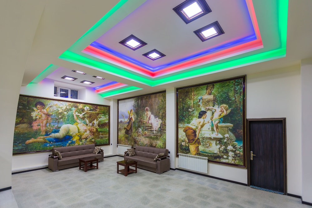 Renessans Hotel