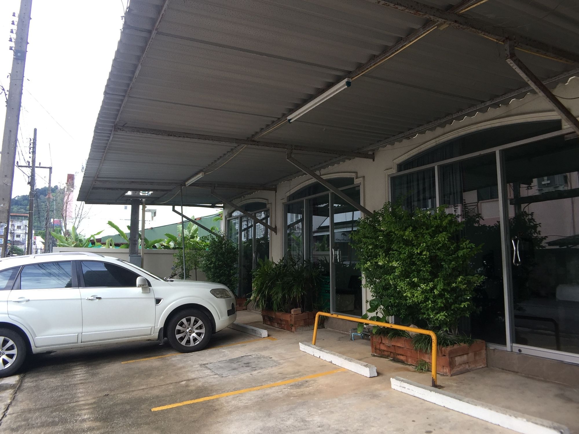 Ekkamon Mansion