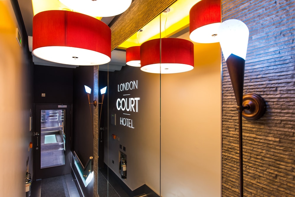 London Court Hotel
