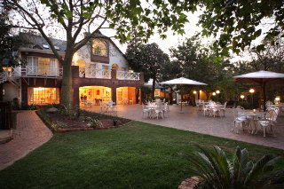 Fabz Estate & Restaurant