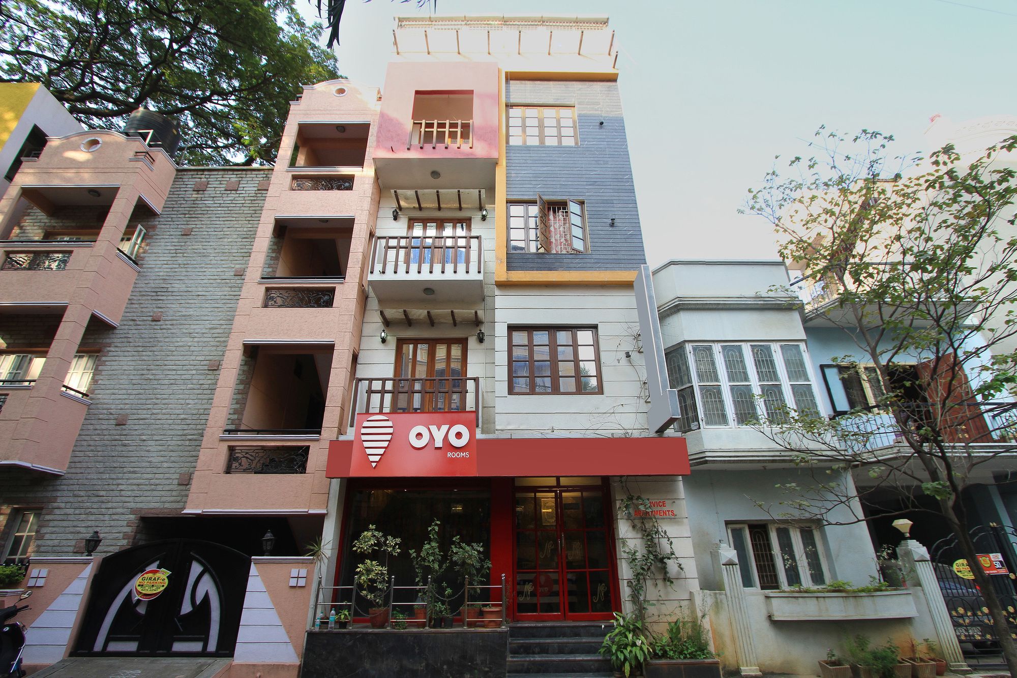 Hotel Nayaab Comforts by OYO Rooms