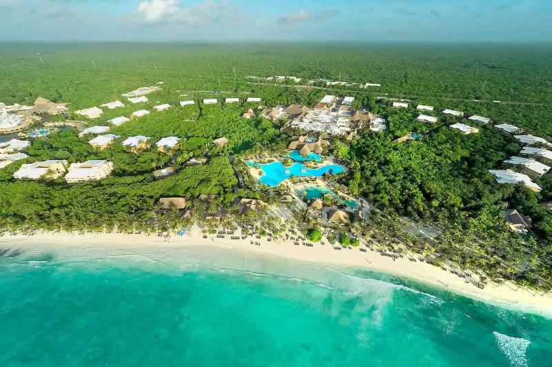 Grand Palladium Kantenah Resort  Spa